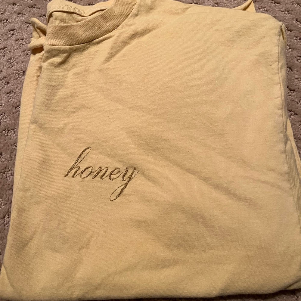JGALT one size Honey boxy crop top